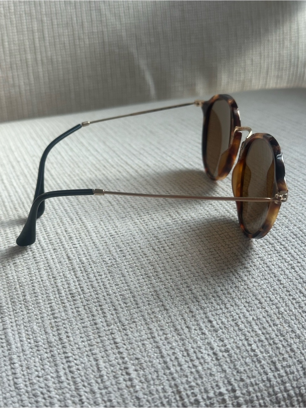 RayBan Sunglasses Tortoise - Picture 4 of 4